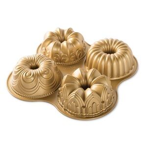 NEW Nordic Ware 9 Cup Bundt Quartet Pan